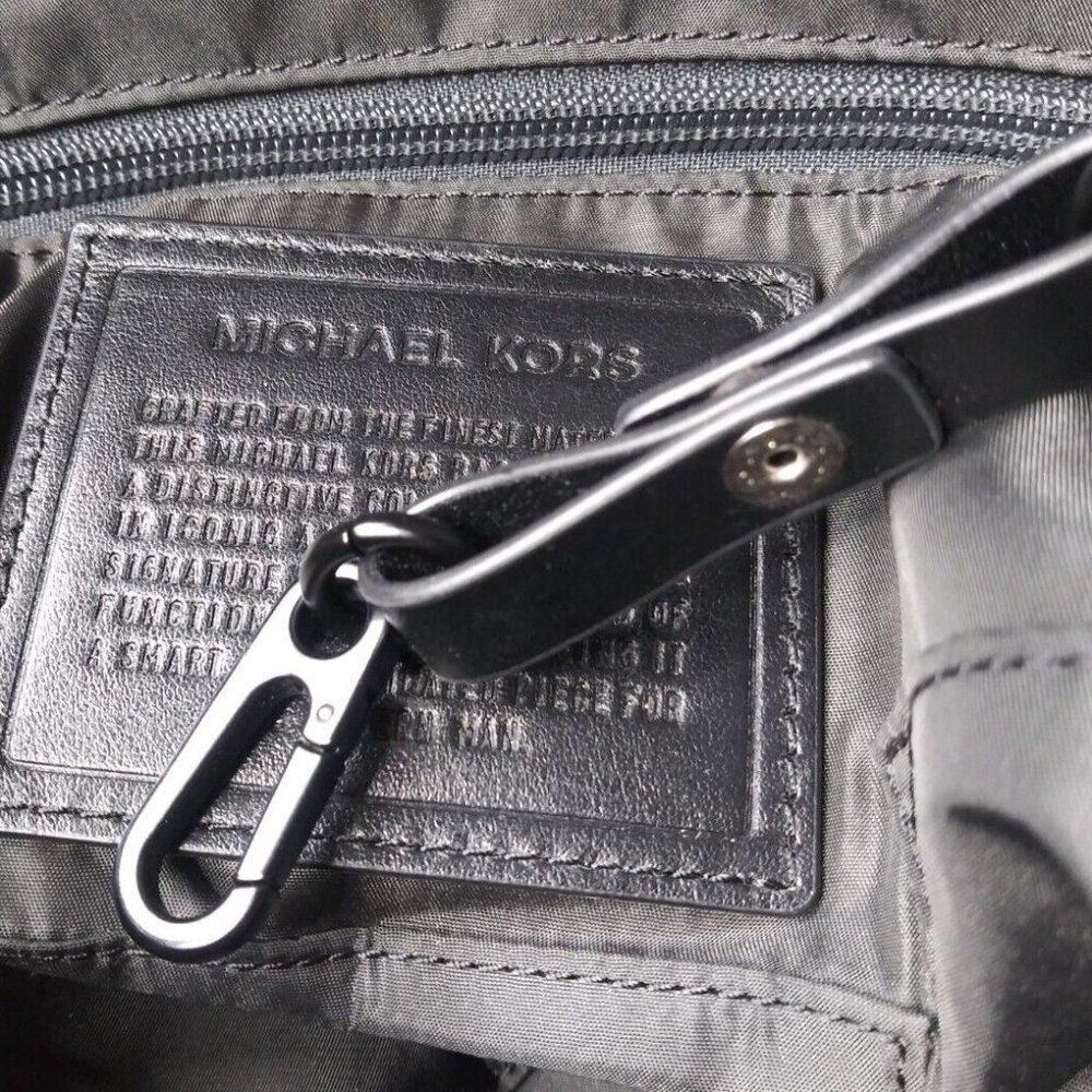 Michael Kors Parker Messenger Bag Black Shoulder Bag - Picture 8 of 12